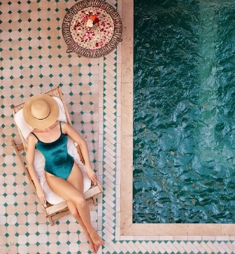 The 4th Axis - Swimming Pool